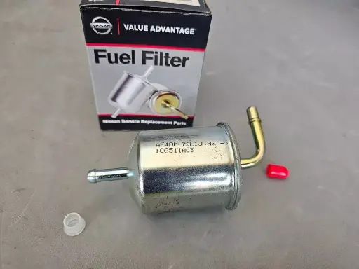 Filtro de Bencina Nissan D21 v16 curvo